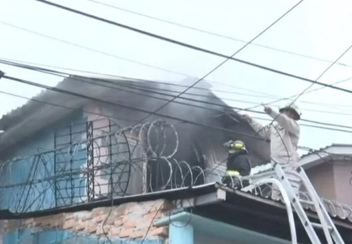 ¡Tragedia! una familia muere al incendiarse su vivienda en la capital