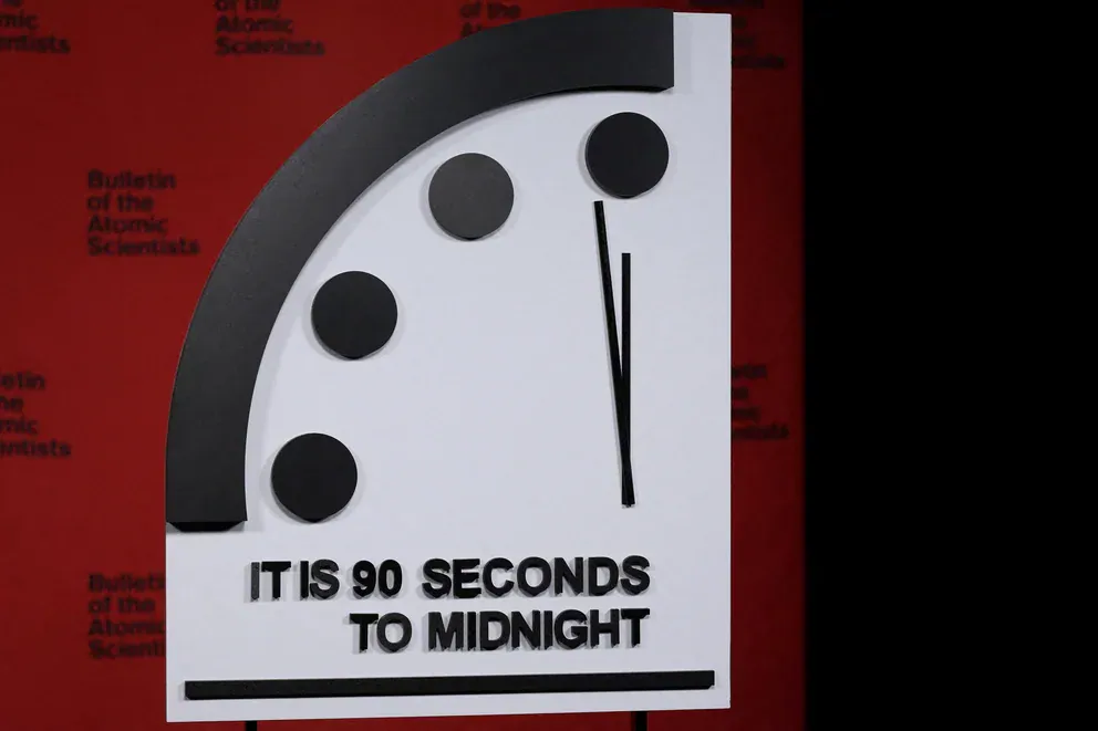 El “reloj del fin del mundo” alcanzó su hora más sombría: está a sólo 90 segundos del apocalipsis