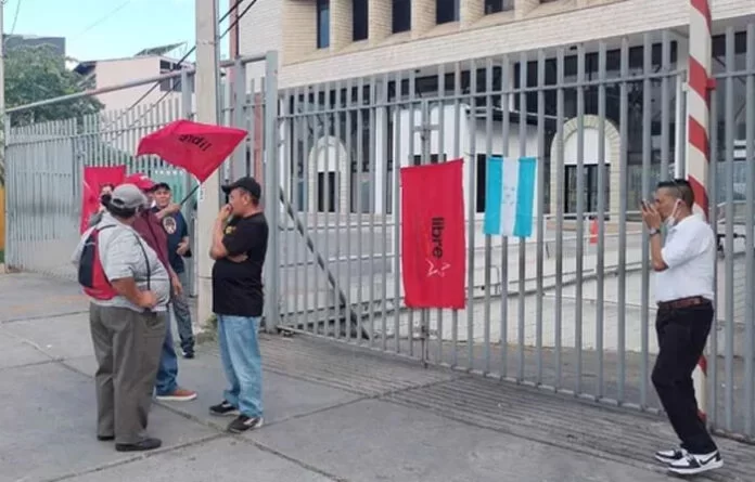 Empleados de Secretaría de DDHH denuncian escala de discriminación por su protesta pacífica