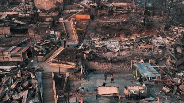 Aumenta a 133 la cifra de víctimas fatales en los incendios de Valparaíso, Chile