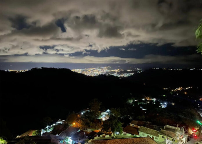Sistema eléctrico de Honduras en emergencia por la «brutal» ola de calor y la sequía