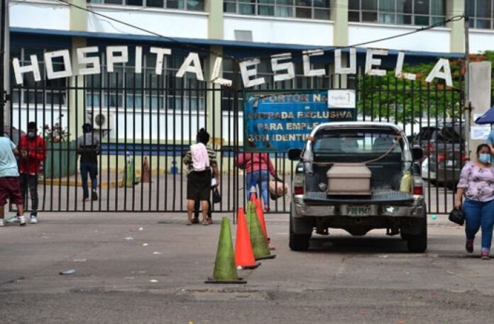 Piden la renuncia a todos los directores de área del Hospital Escuela