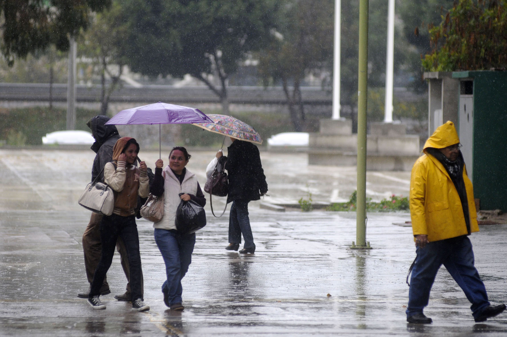 Vaguada provocará lluvias y chubascos en todo el territorio nacional este miércoles