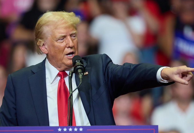 Trump anuncia a su embajador en Panamá e insiste en la “estafa” del canal