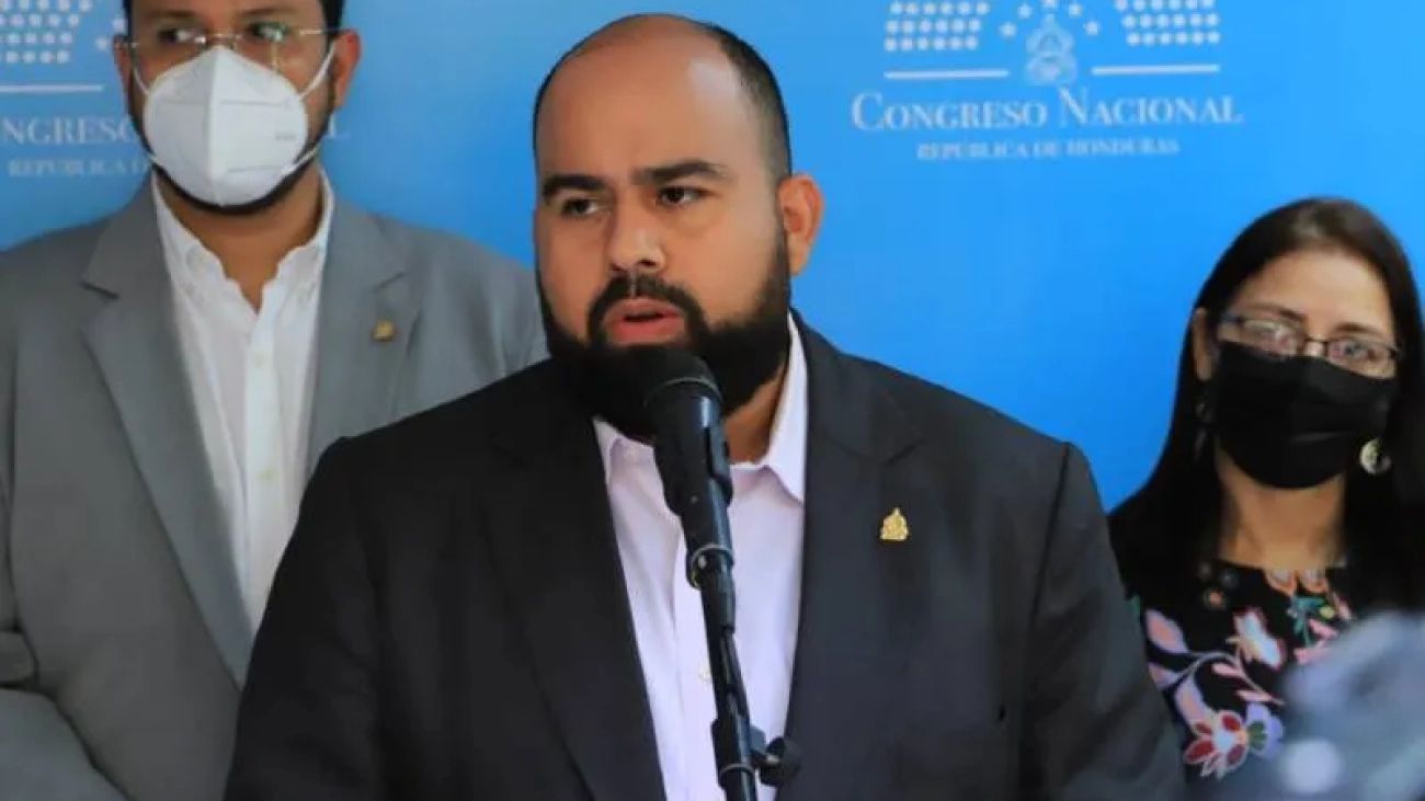 Bancada de Libre afirma tener votos para aprobar Presupuesto acusando a la oposición de ser ellos destructivos