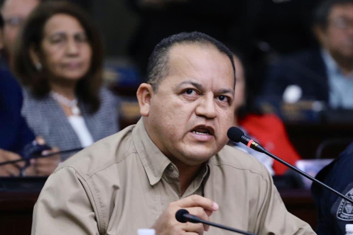 Informe de Infobae revela que la Policía Nacional protegió un narcolaboratorio vinculado a Juan Orlando Hernández y vincula a Gustavo Sánchez como encubridor del robo de evidencias decomisadas