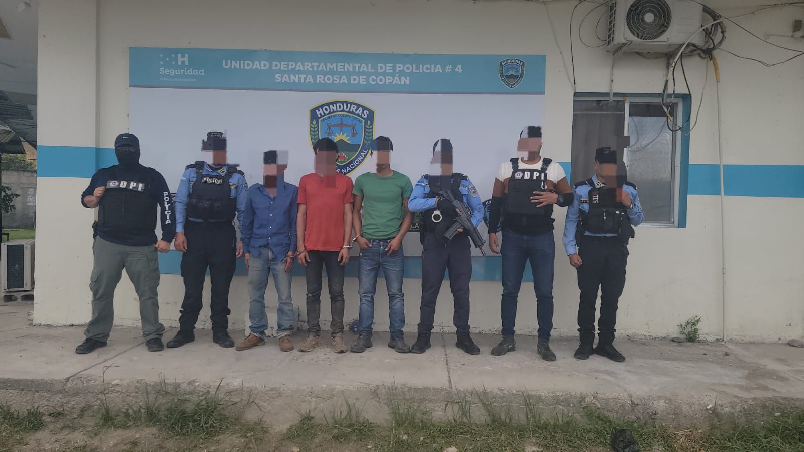 Capturados! «Los Villeda» comercializaban sacos de café que robaban de bodegas en Copán