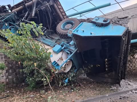 Se desploma parte del puente de salida a Valle de Ángeles tras paso de ‘dragón’