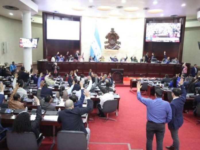 ¿En qué proyectos se invertirán los $354 millones en préstamos que aprobó el Congreso Nacional?