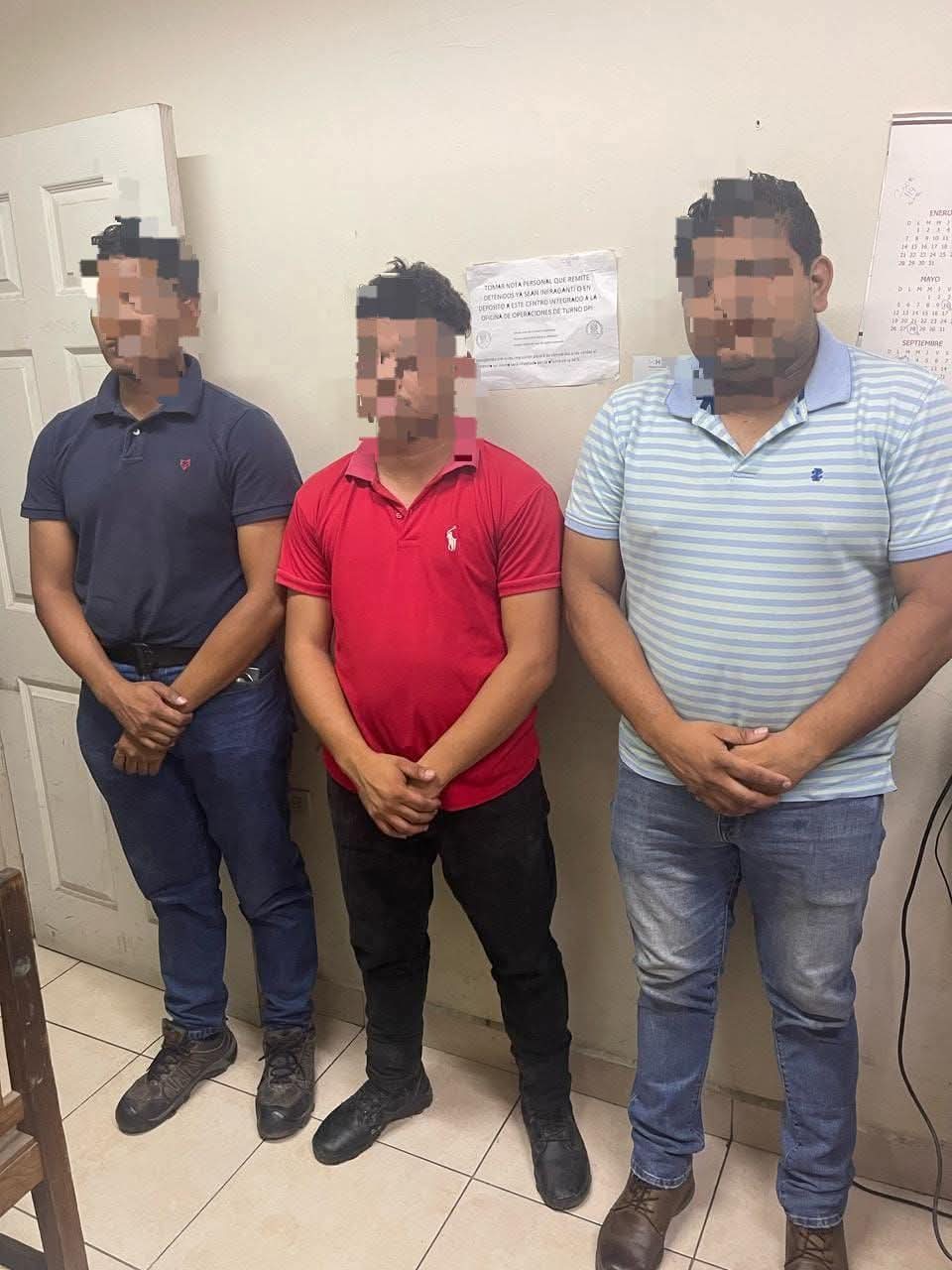 Capturan tres agentes de la DPI quienes habrían solicitado una suma de dinero al propietario de un billar