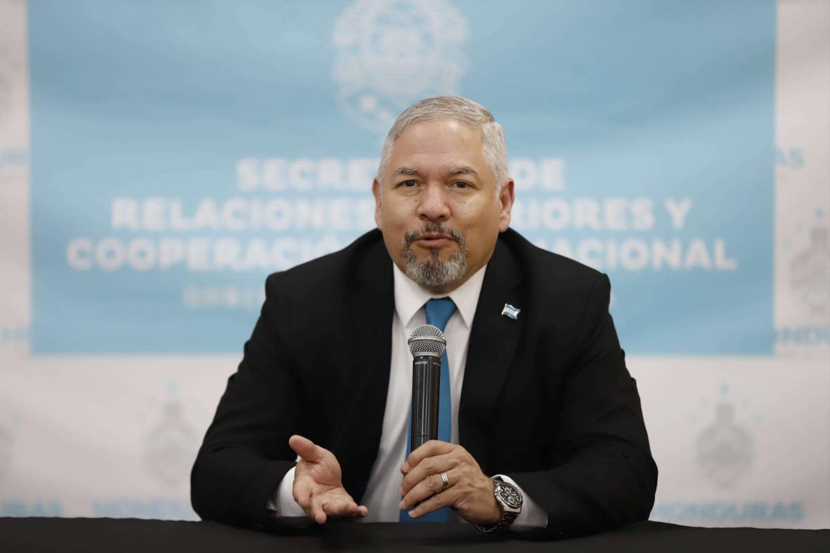 Cancillería hondureña afirma aún no haber sido notificada sobre retiro de embajadora y cónsul nicaragüenses