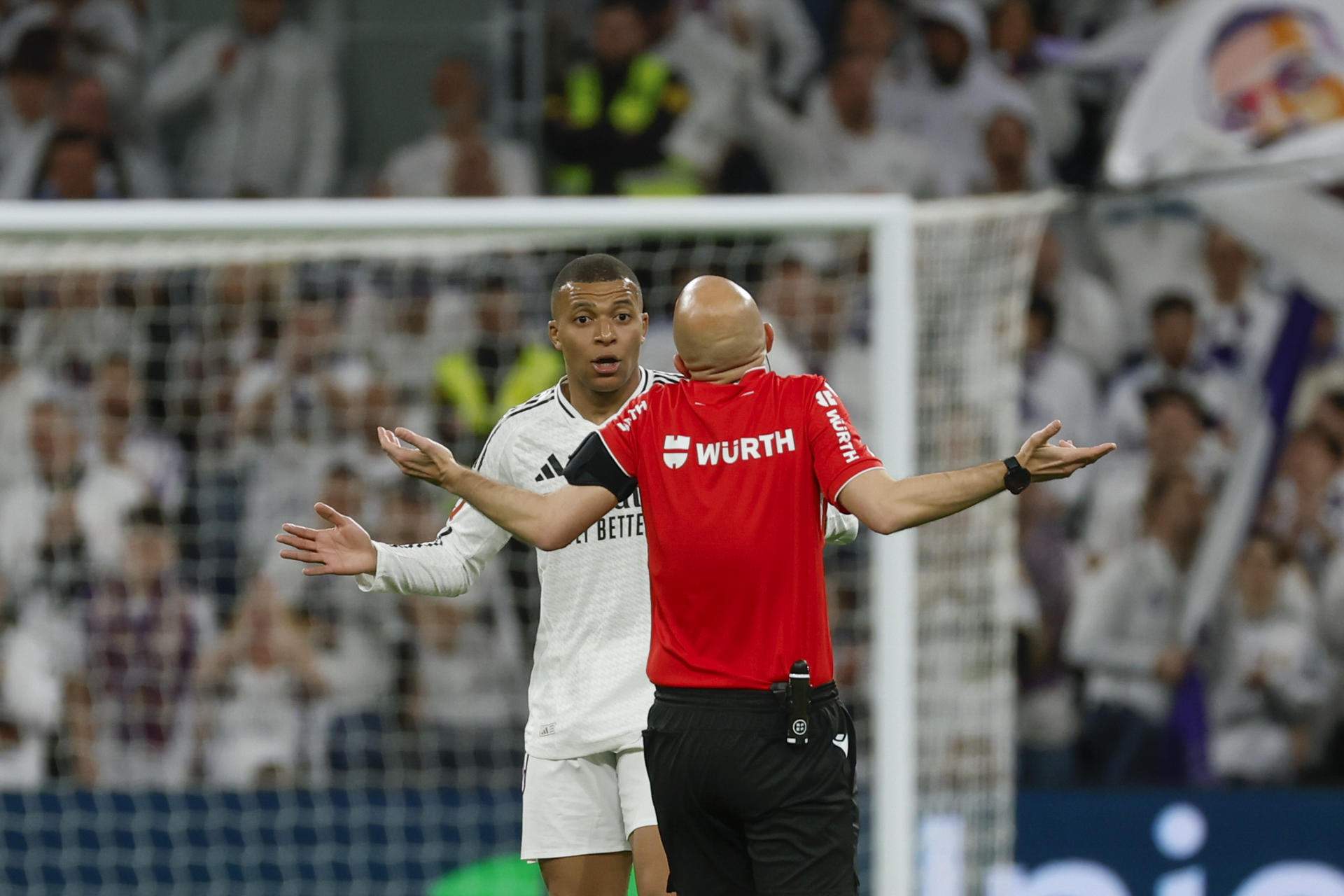Real Madrid amenaza con no jugar la final contra Barcelona por los árbitros