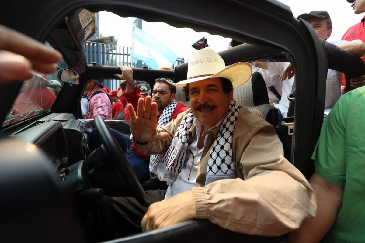 Mel Zelaya convoca a marcha a miembros de libre por el 1 de mayo, Día del trabajador, para seguir luchando “contra los enemigos de siempre”