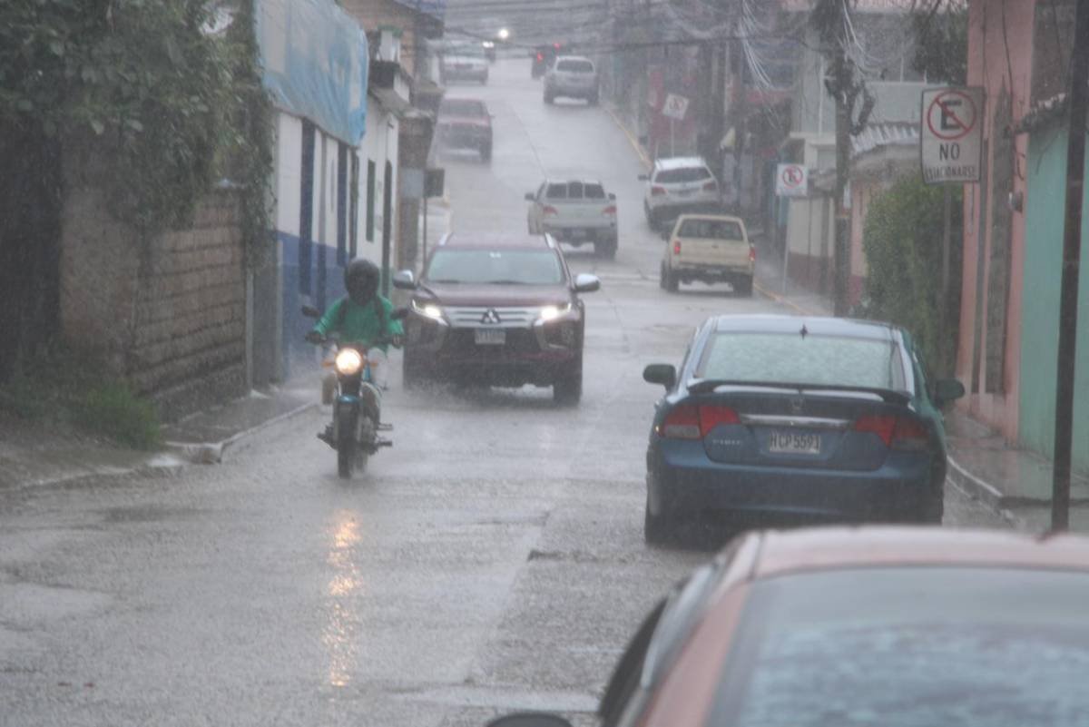 Lluvias azotarían a Ocotepeque, Copán y Lempira en las próximas horas
