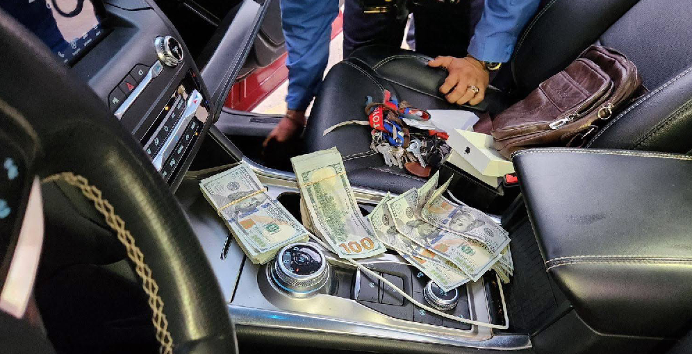Policía Nacional incauta $ 50 mil a representante de Koriun Inversiones