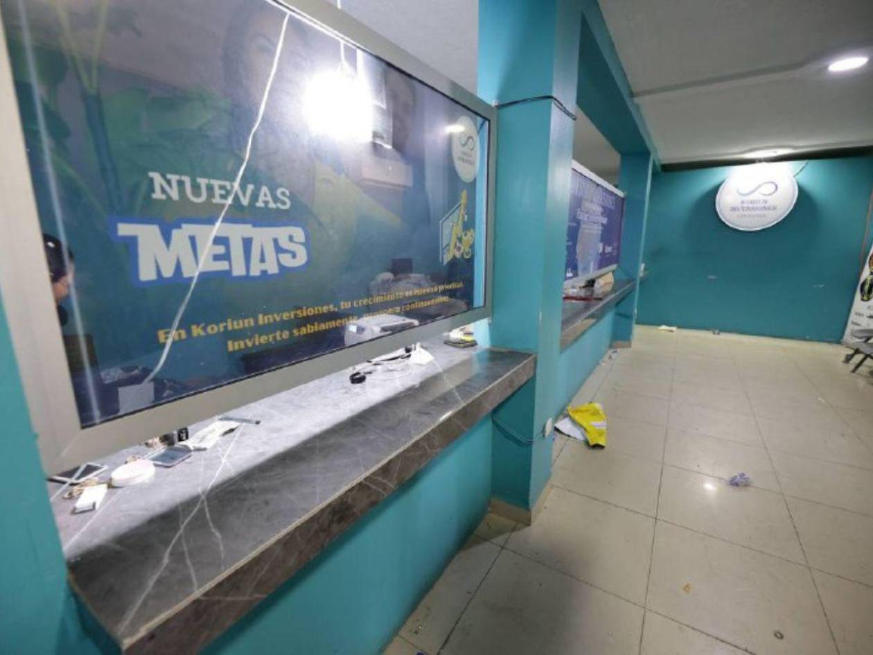 Desganados, tristes y sin billete regresan inversionistas de  Koriun a su casa a expensas de promesas de gobierno