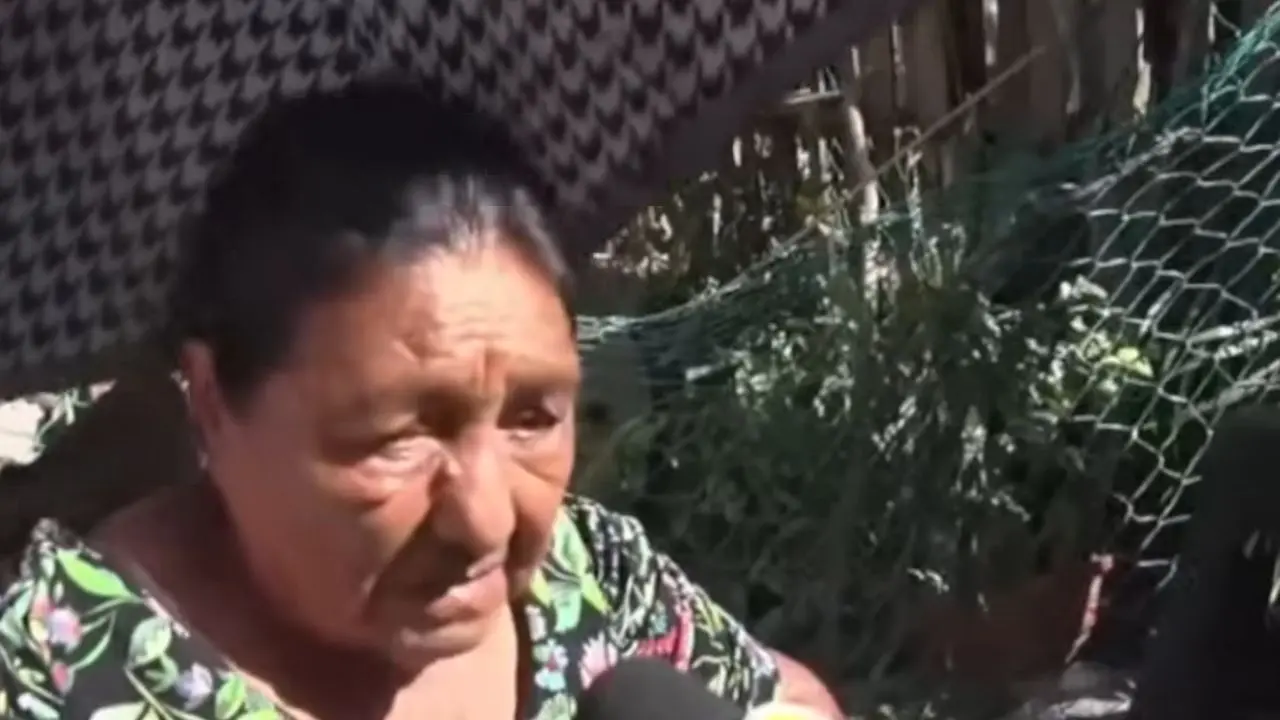 ¡Doloroso! Ancianita lamenta situación de Koriun tras haber invertido L.780 mil de su nieta los cuales eran para su casita