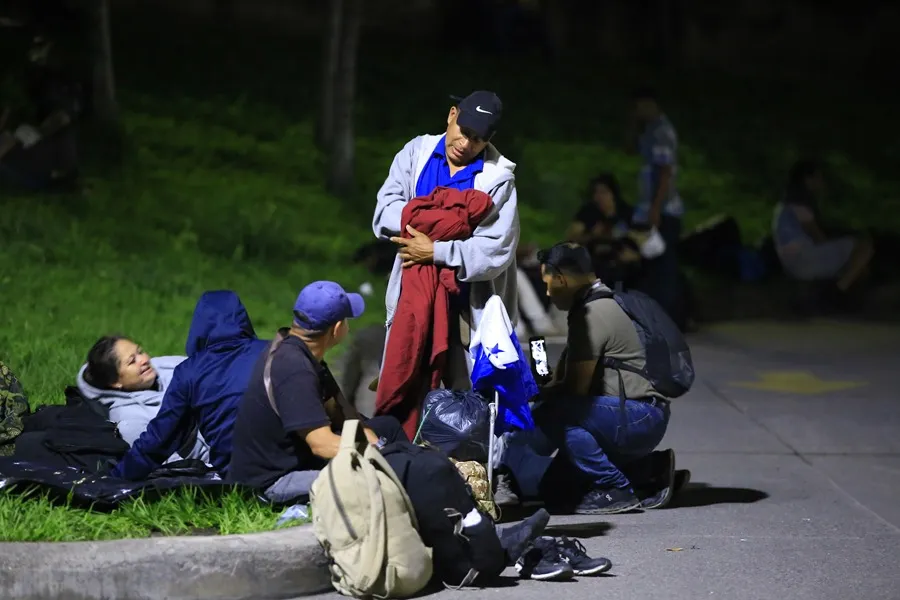 ¡Preocupante! Pese a la crítica situación en Estados Unidos, al menos la mitad de hondureños siguen apostando por migrar hacia ese país