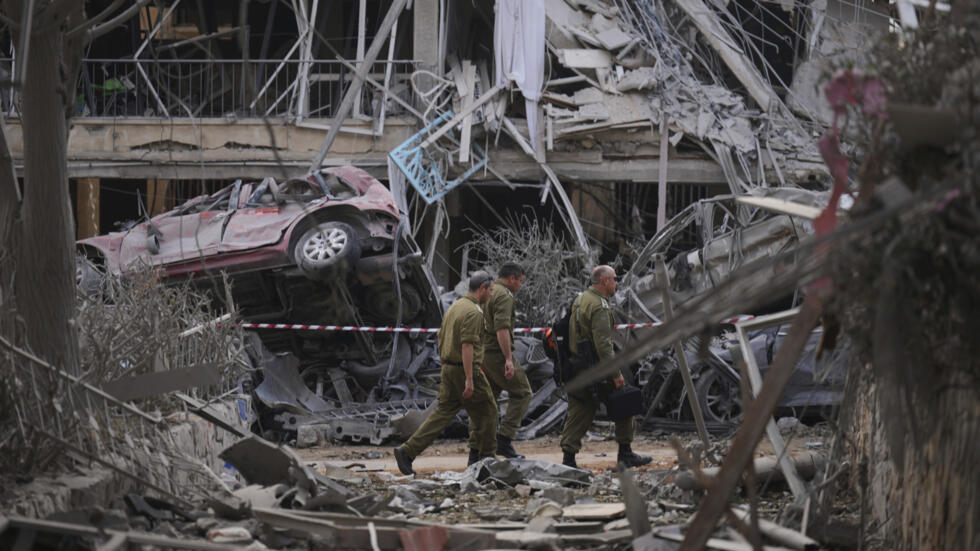 Bombardeos Israelíes en Irán dejan al menos 224 muertos y más de un millar de heridos