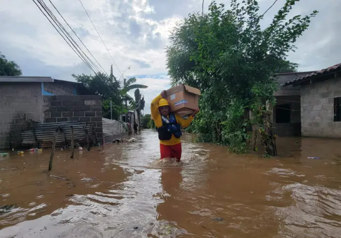 Más de 1700 familias afectadas por las lluvias en Honduras
