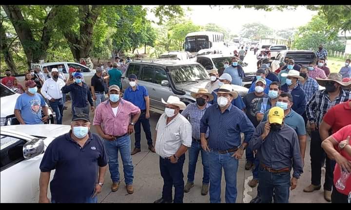 Productores anuncian movilización nacional por falta de apoyo gubernamental