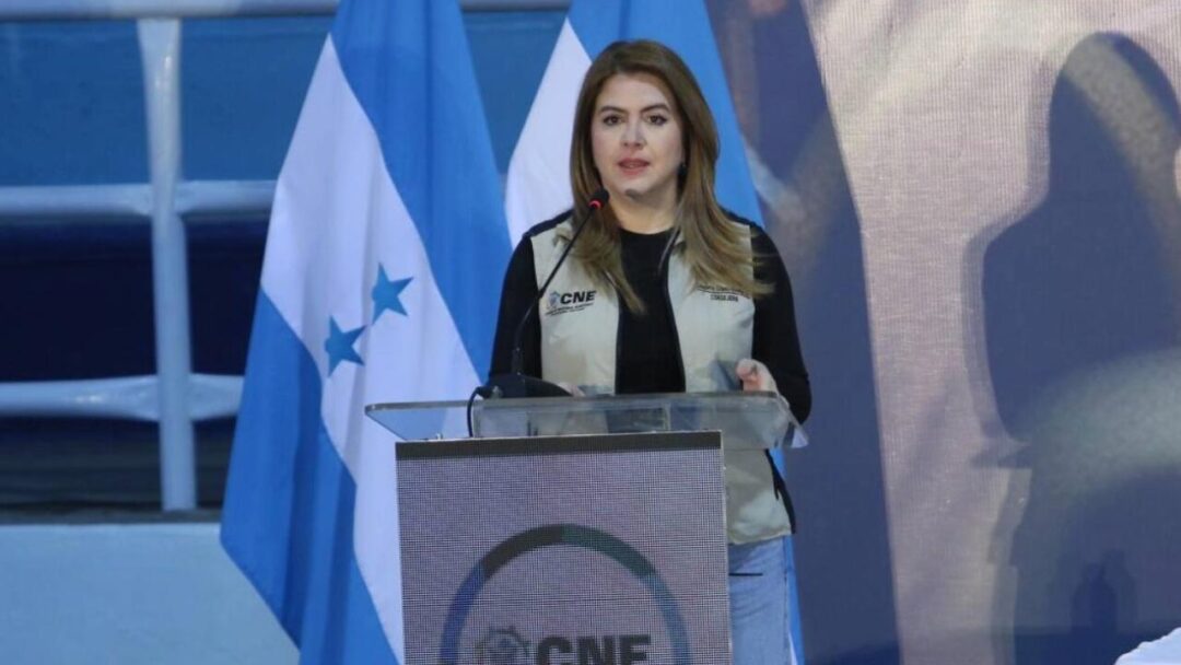 Cossette López dice que las ausencias definitivas no pueden ser cubiertas por un consejero electoral suplente