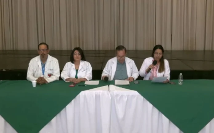 Colegio Médico denuncia que persiste incumplimiento por parte de la SESAL sobre los derechos de los galenos