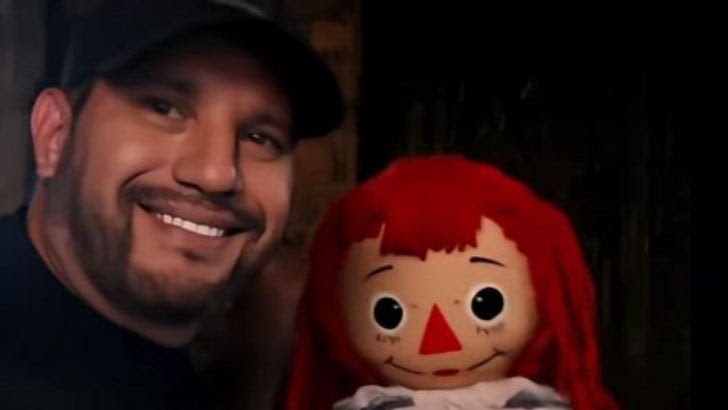 Nuevos detalles de la muerte del investigador paranormal cuidador de la famosa muñeca “Annabelle”