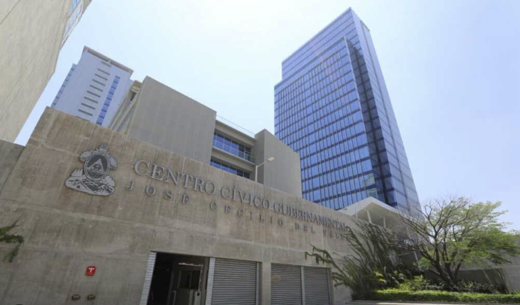 Gobierno adopta teletrabajo ante alza de enfermedades respiratorias