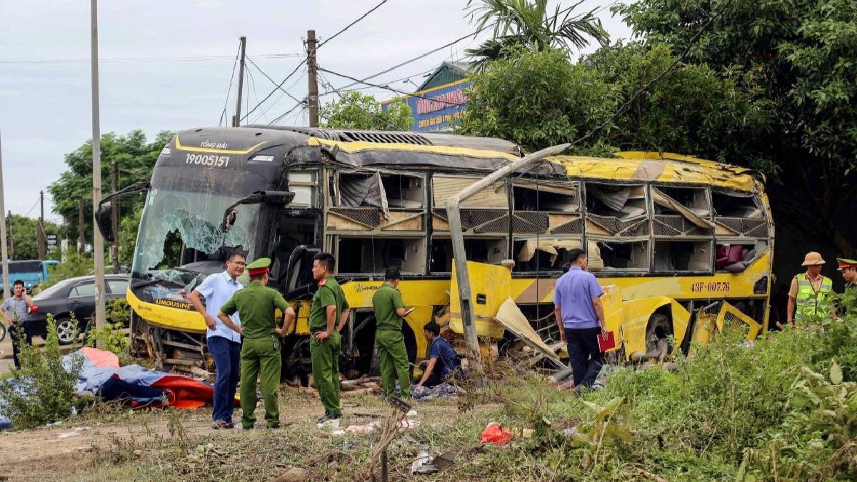 Al menos 15 muertos en accidente de autobús en los Andes de Perú