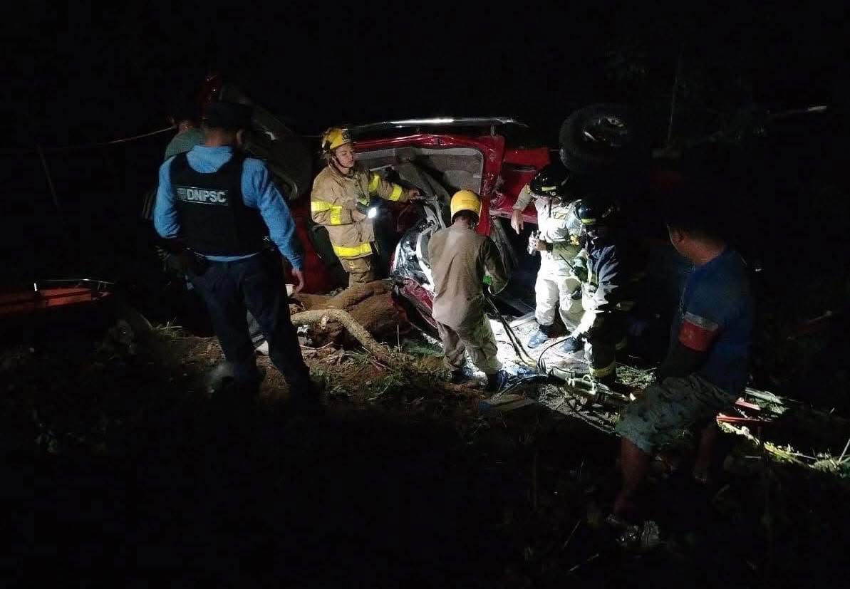 Cuatro fallecidos y varios heridos en accidente vial en carretera a Olancho