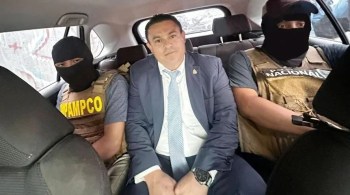 Suspenden audiencia inicial contra diputado Nelson Márquez y otros imputados por fraude
