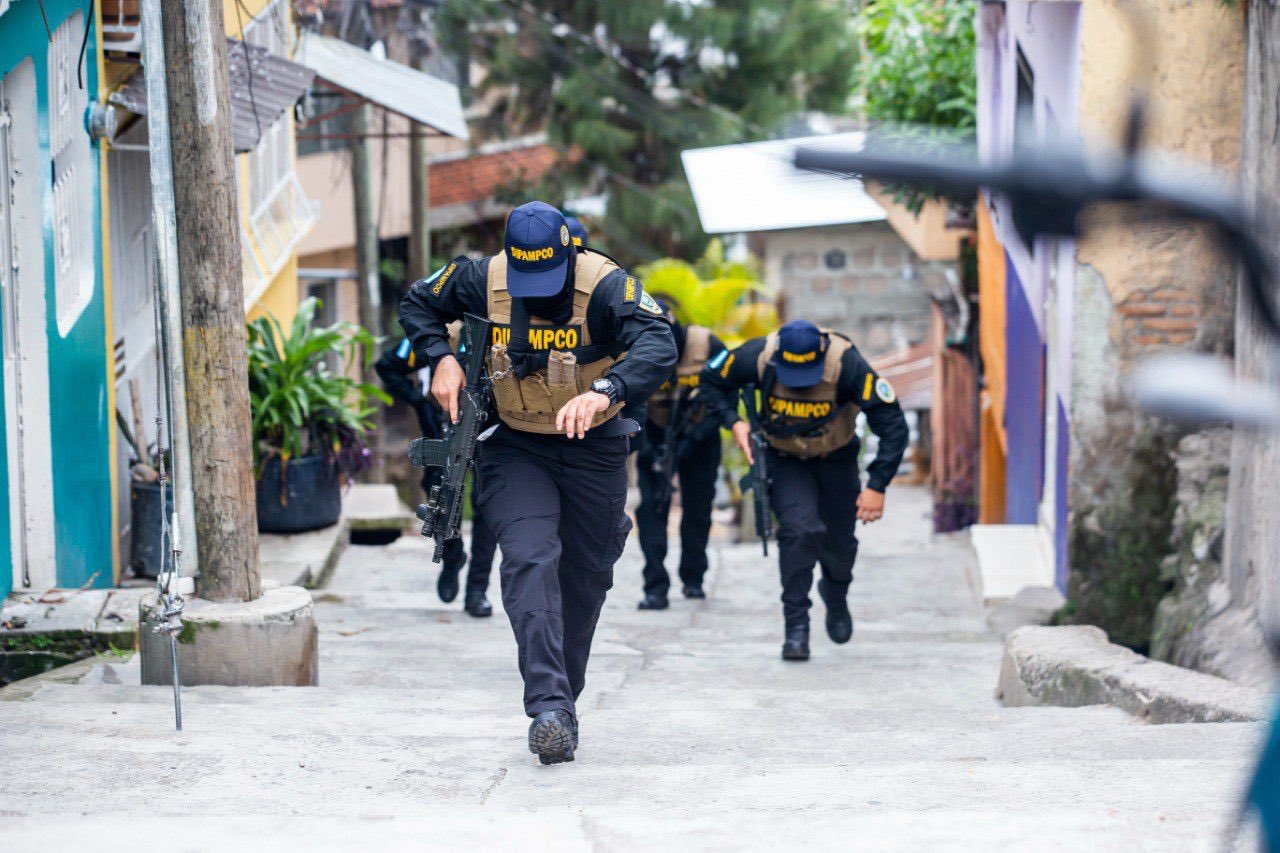 ¡Insólito! Ministro de Derechos Humanos afirma que estado de excepción en Honduras supera en avances al de El Salvador