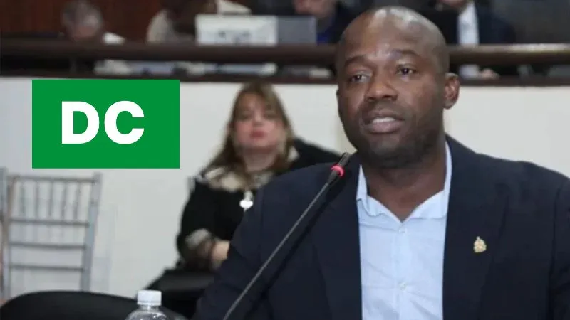 Diputado Osman Chávez abandona el PSH y se une al Partido DC