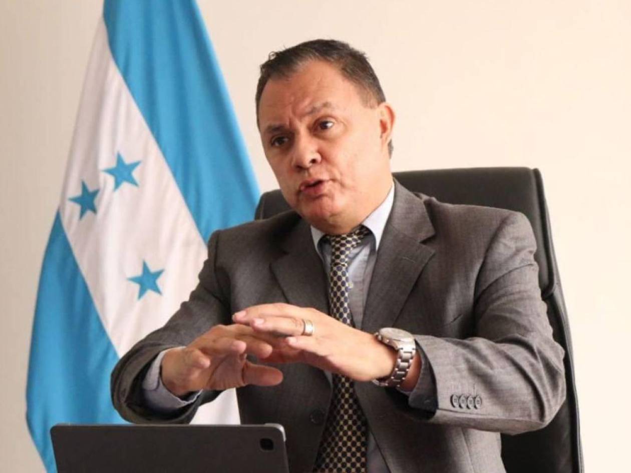 Vicecanciller Antonio García presentará su renuncia a la presidenta Castro por “diferencias irreconciliables con la política exterior del país” este martes