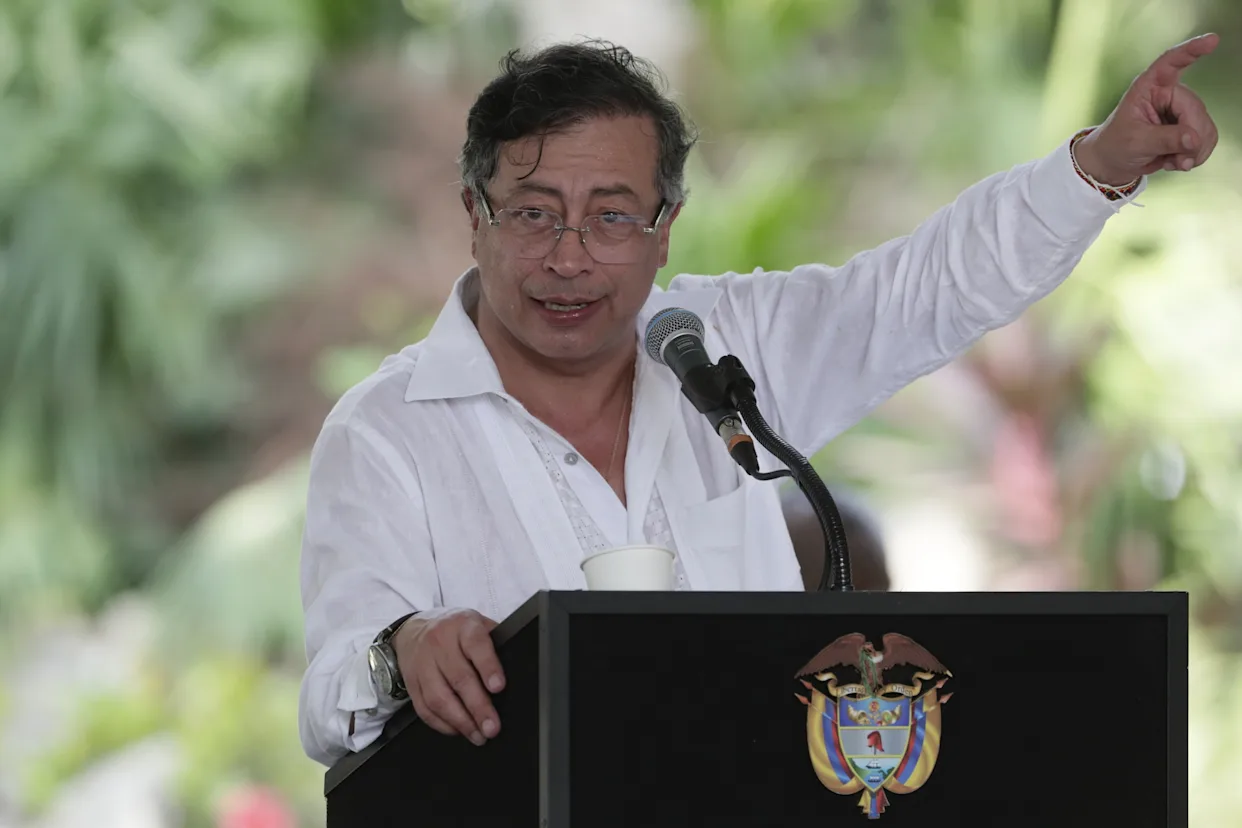 Petro advierte a Trump que «la soberanía nacional existe» tras orden de combatir carteles