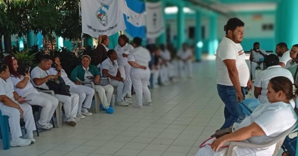 Enfermeras no logran acuerdos con Sesal y mantienen asambleas informativas