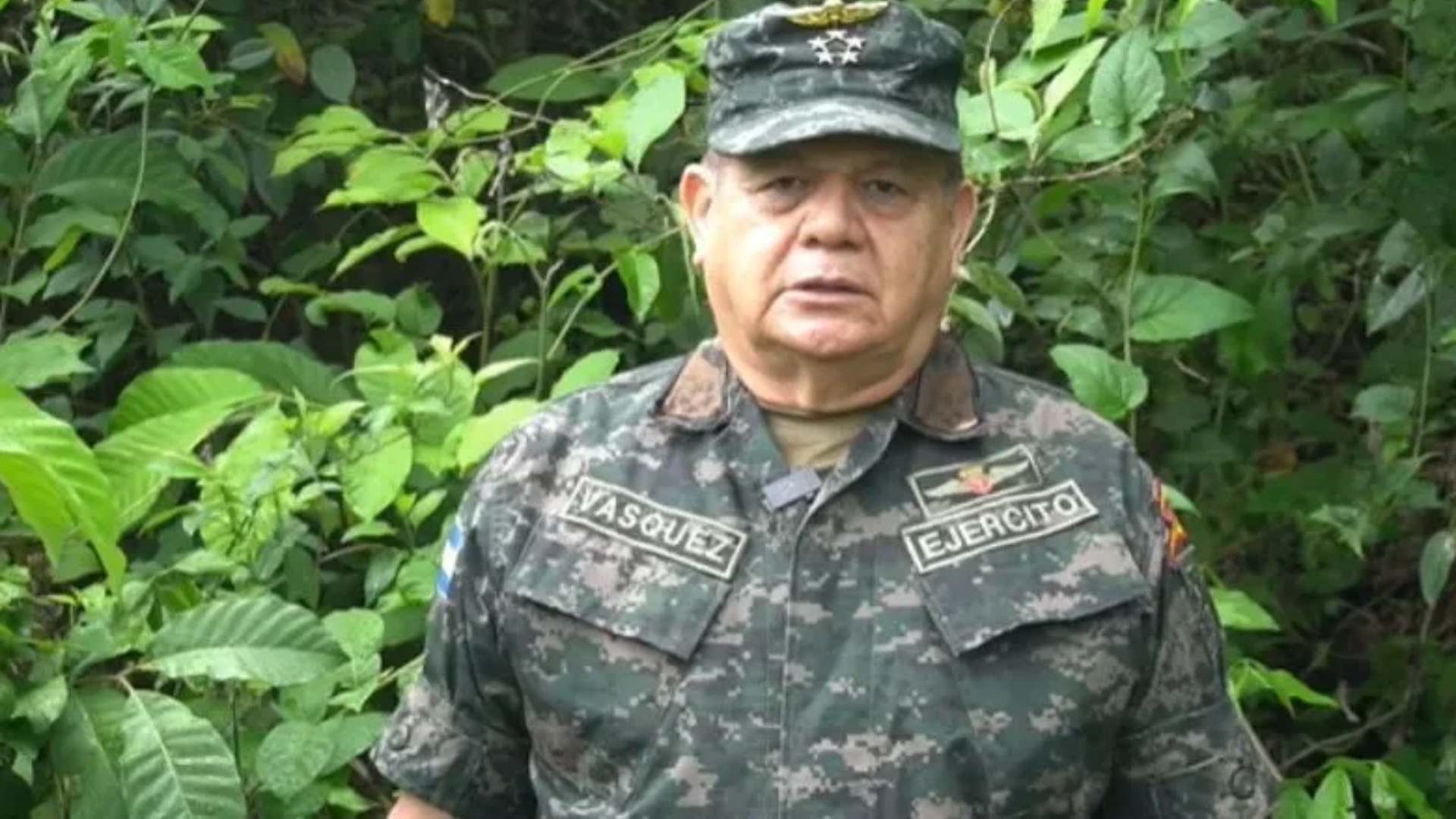 General Romeo pide ayuda económica para su “causa patriótica”