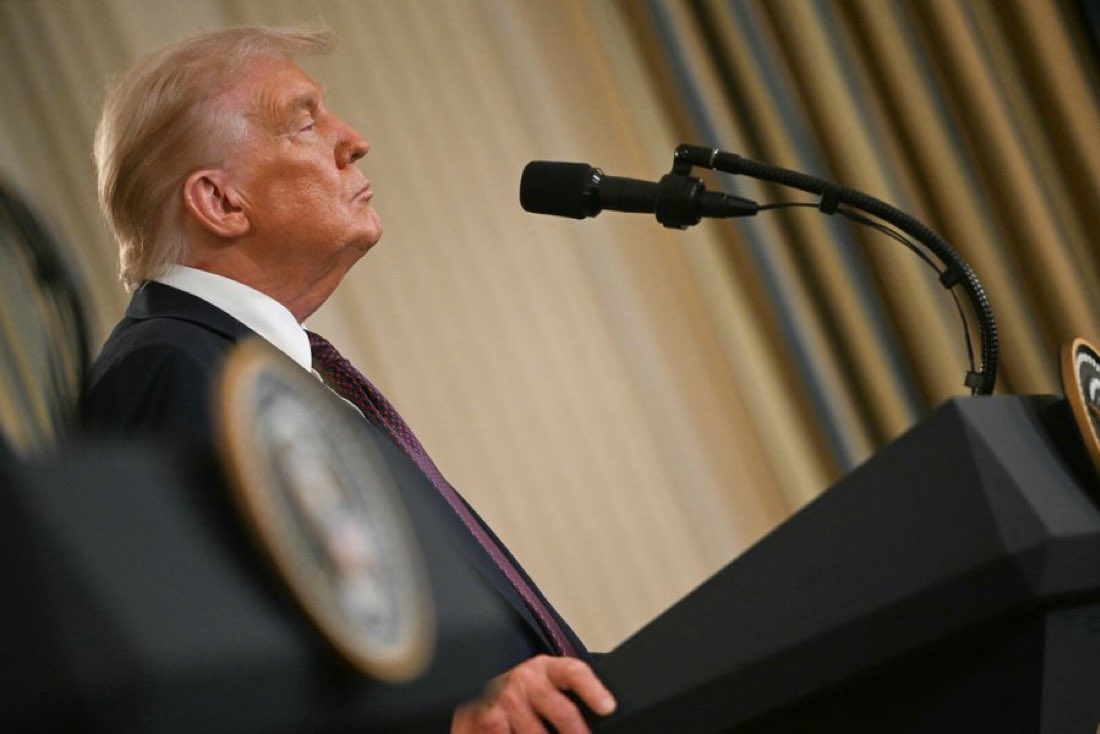 Trump suspende todos los pagos y subsidios a Colombia y acusa a Petro de narcotráfico