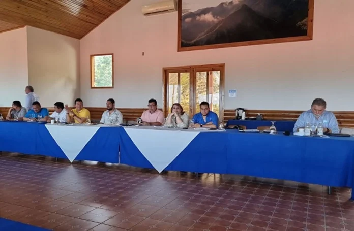 Asociación de Alcaldes Nacionalistas denuncian politización de las transferencias municipales