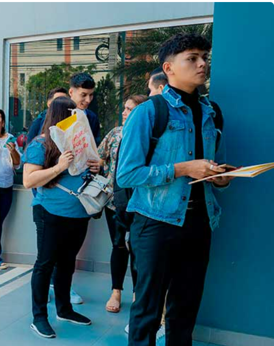 Situación política en Honduras obliga a empresarios a cerrar maquilas, agravando la crisis del desempleo