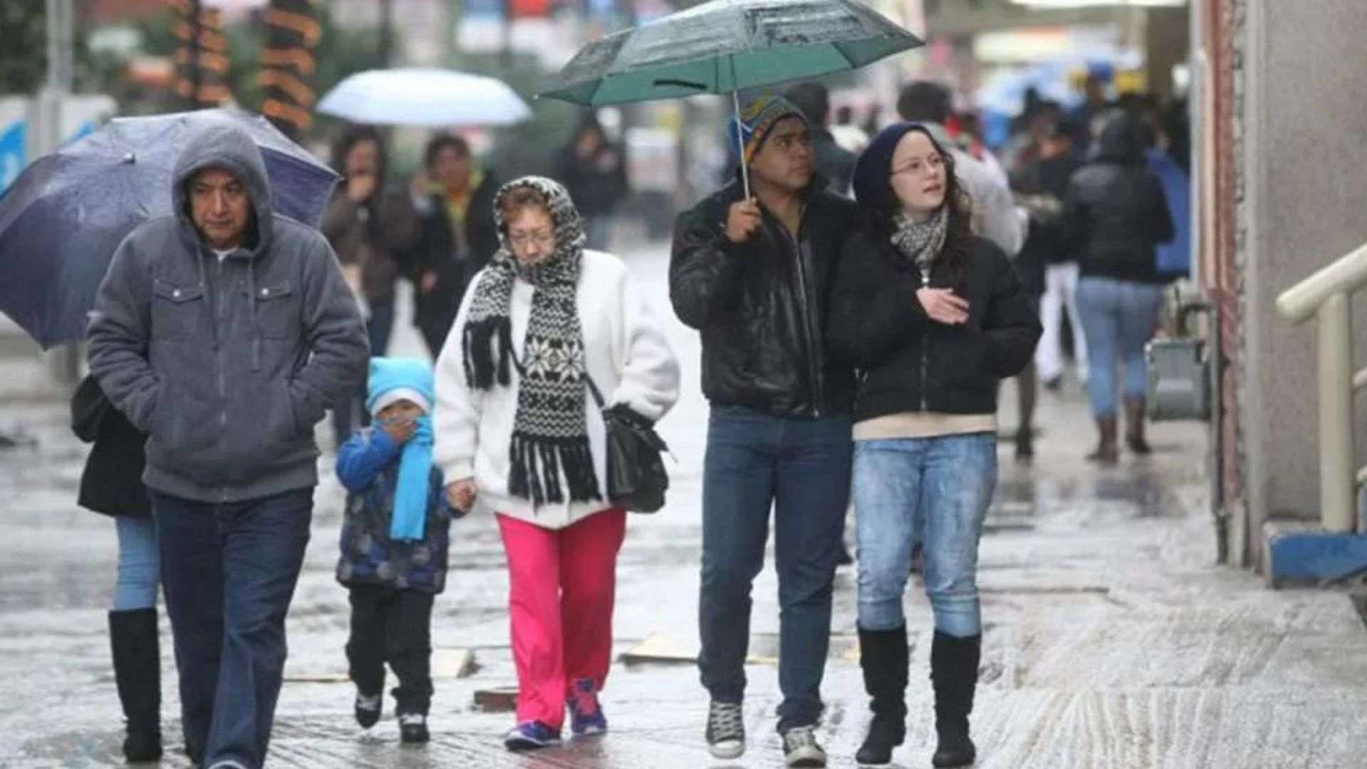 Primer frente frío será anticipado según Cenaos y se incrementa riesgo por lluvias