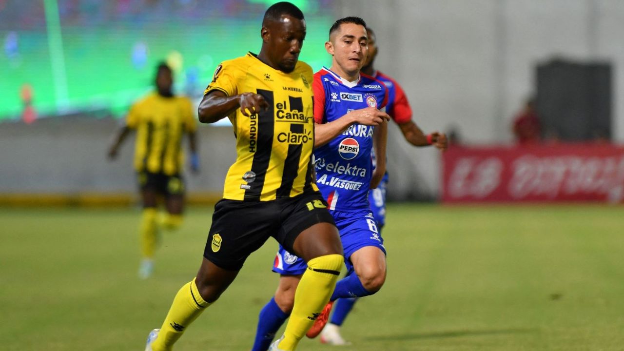 Real España tropieza en casa contra Xelajú y se jugará la vida en Guatemala por la final de la Copa Centroamericana