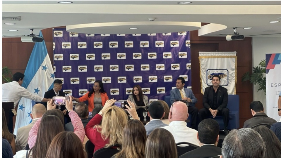 Candidatos a alcaldes presentan planes de Gobierno para la comuna capitalina