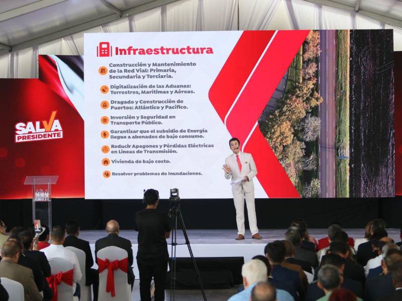 Salvador Nasralla presenta los cuatro pilares de su propuesta de gobierno