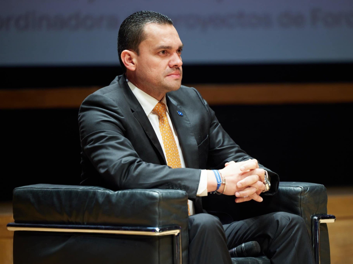 Tomás Zambrano acusa a Libre de sabotear el escrutinio y afirma que Tito Asfura es el presidente electo