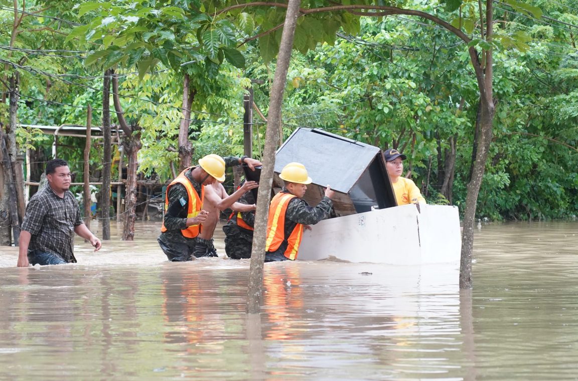 Lluvias asociadas a frente frío dejan más de 43 mil personas afectadas en la costa norte según registro de Copeco