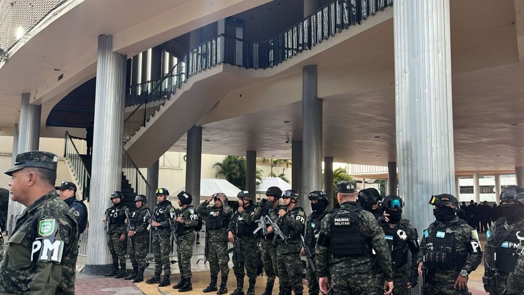 Blindaje policial y militar toma el centro de Tegucigalpa por juramentación presidencial
