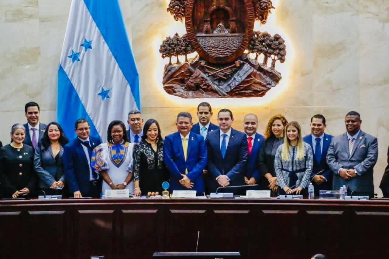 Congreso plantea blindaje legal para autoridades electorales y fin de fondos reservados