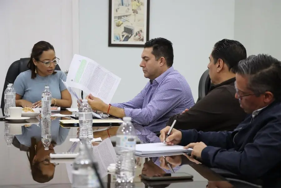 Juan Diego Zelaya plantea alianza técnica para ordenar el desarrollo urbano y enfrentar la crisis hídrica en la capital